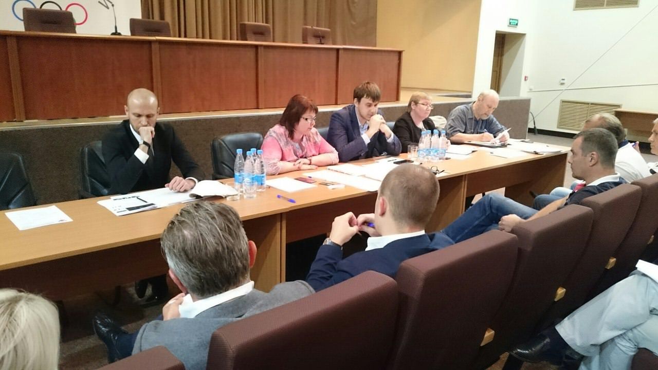 В Олимпийском комитете России состоялось совещание промоутеров и представителей Федерации бокса России. В Олимпийском комитете России состоялось совещание промоутеров и представителей Федерации бокса России.